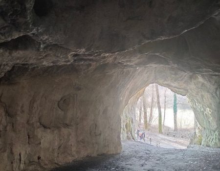 Hradisko Valy v Bojnej tunel