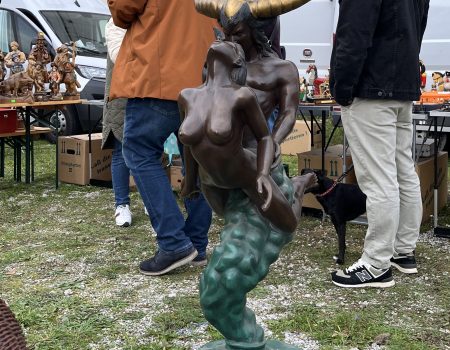 burza starozitnosti trencin socha bronzova 8000€
