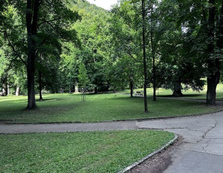 Park Trenčianske Teplice leto
