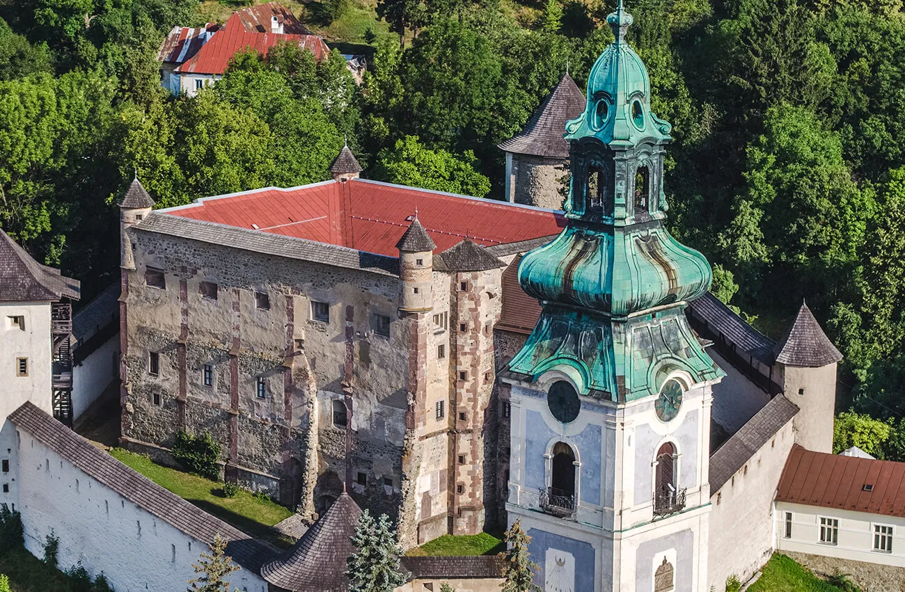 stary zamok banska štiavnica