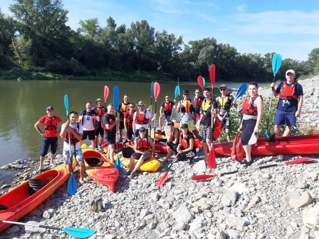 teambuilding na vode aktivity trencin vah