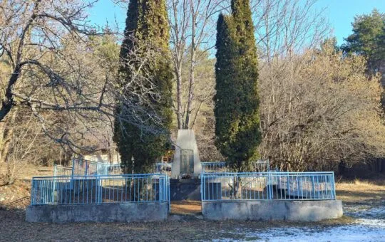 pamatnik v lupeniciach